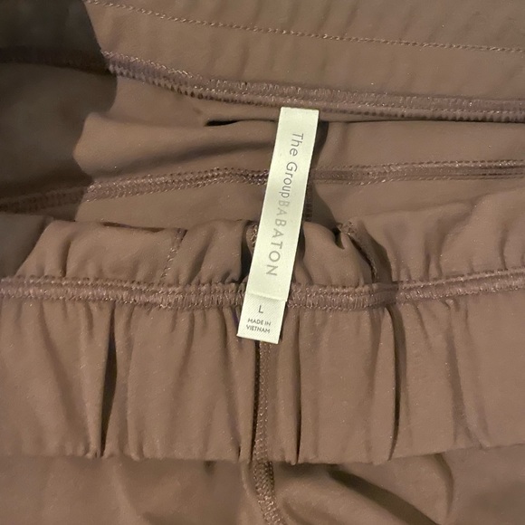 ARITZIA Babaton Weekender Pant Coffee Bean Color - Picture 5 of 7
